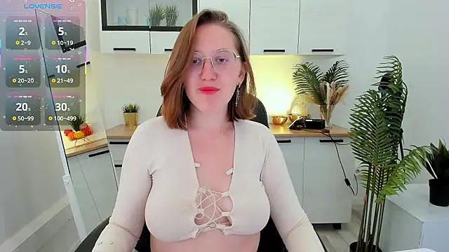 Charmy Gracy online show from April 25, 2026, 11:57 am