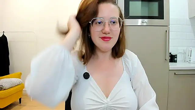 Charmy Gracy online show from June 15, 2026, 8:38 am