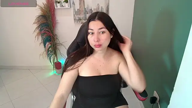 Snapshot of bella_99_ chatting on January 17, 2026, 12:10 pm bella 99 online show from January 17, 2026, 12:10 pm