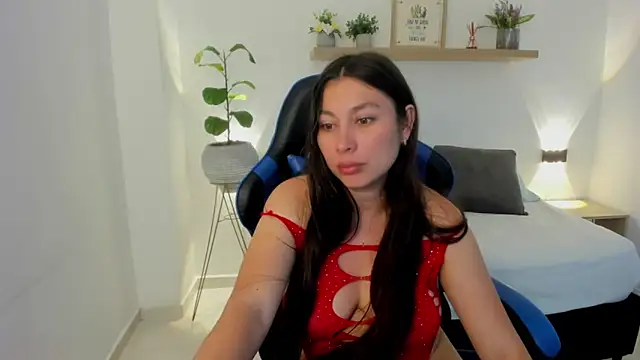 bella 99  online show from May 11, 2026, 2:45 pm