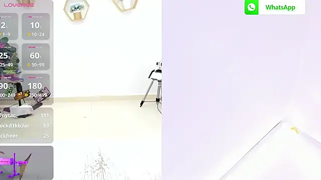 naty girl  online show from January 14, 2025, 11:31 am