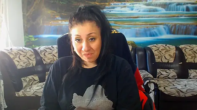 MoistMady online show from March 10, 2026, 2:00 pm