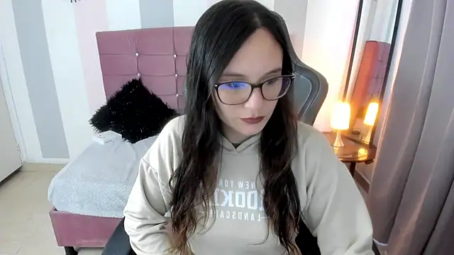 Wanda sg online show from November 14, 2025, 6:06 pm