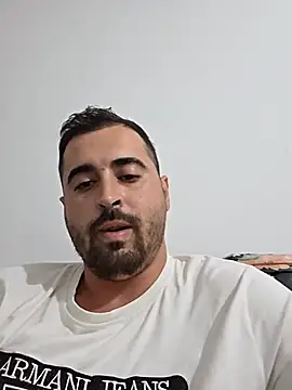 Antonio123499 online show from May 23, 2026, 1:33 am