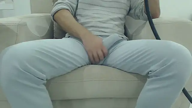 Snapshot of masterxmonster chatting on March 5, 2026, 2:07 am masterxmonster online show from March 5, 2026, 2:07 am