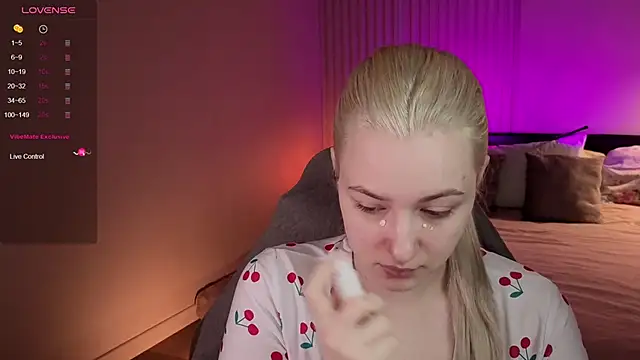elinanortas online show from May 6, 2026, 5:14 am