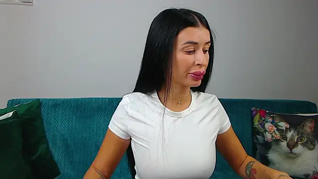 Snapshot of SaraDaisy chatting on September 30, 2025, 4:56 pm SaraDaisy online show from September 30, 2025, 4:56 pm