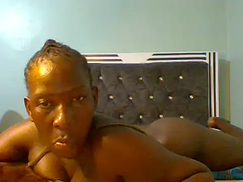 Snapshot of blackcuteebony chatting on February 16, 2025, 11:26 pm blackcuteebony online show from February 16, 2025, 11:26 pm