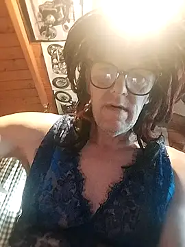 Subforolder online show from July 23, 2026, 2:04 pm