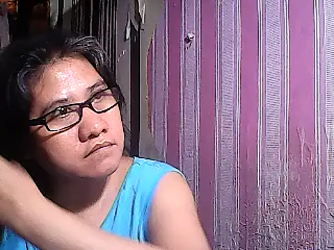 sweetsosie18 online show from February 17, 2025, 10:14 pm