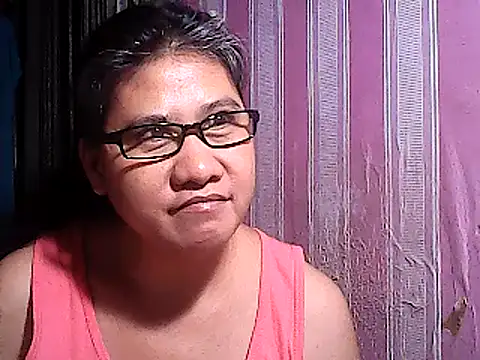sweetsosie18 online show from February 22, 2025, 7:47 pm