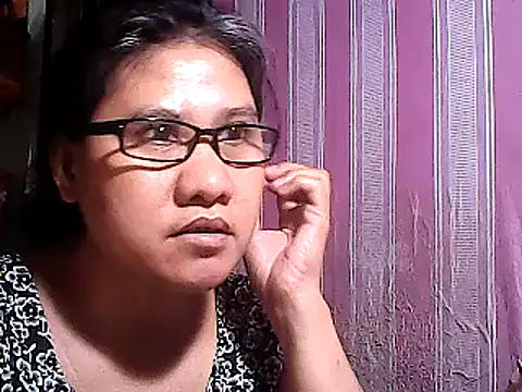 sweetsosie18 online show from February 25, 2025, 11:44 pm