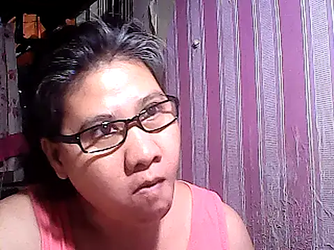 sweetsosie18 online show from March 3, 2025, 2:15 pm