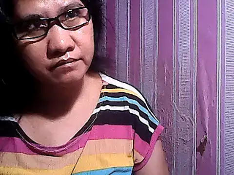 sweetsosie18 online show from March 5, 2025, 9:15 pm