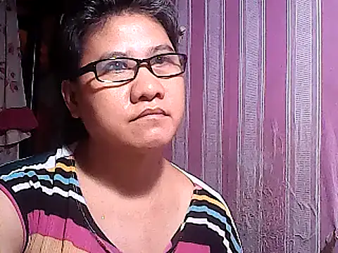 sweetsosie18 online show from March 6, 2025, 5:35 am