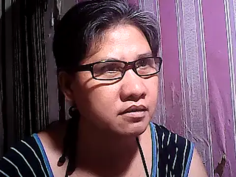 sweetsosie18 online show from March 10, 2025, 10:04 am
