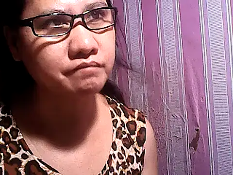 sweetsosie18 online show from March 15, 2025, 7:59 pm