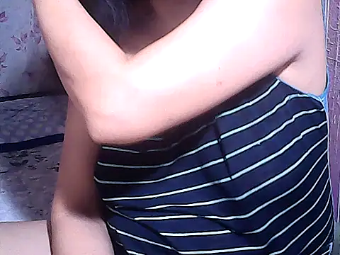 Snapshot of sweetsosie18 chatting on October 7, 2025, 10:01 am sweetsosie18 online show from October 7, 2025, 10:01 am