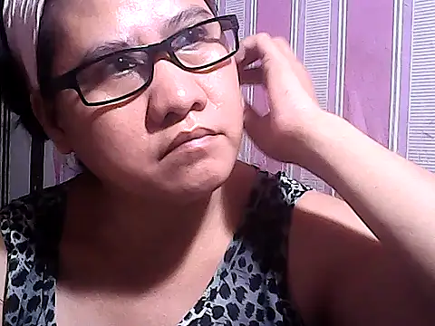 Snapshot of sweetsosie18 chatting on October 11, 2025, 7:18 am sweetsosie18 online show from October 11, 2025, 7:18 am