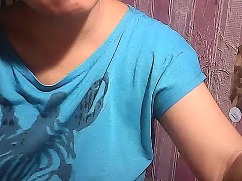 Snapshot of sweetsosie18 chatting on October 24, 2025, 3:36 am sweetsosie18 online show from October 24, 2025, 3:36 am