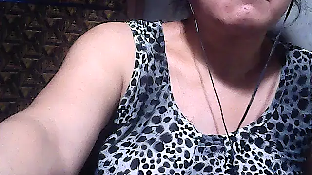 sweetsosie18 online show from February 7, 2026, 7:01 am