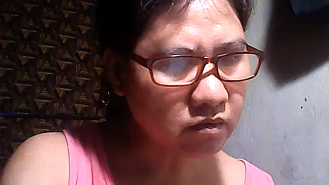 sweetsosie18 online show from April 29, 2026, 3:16 pm