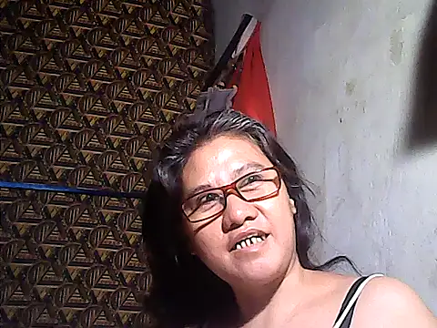 sweetsosie18 online show from June 5, 2026, 1:12 am