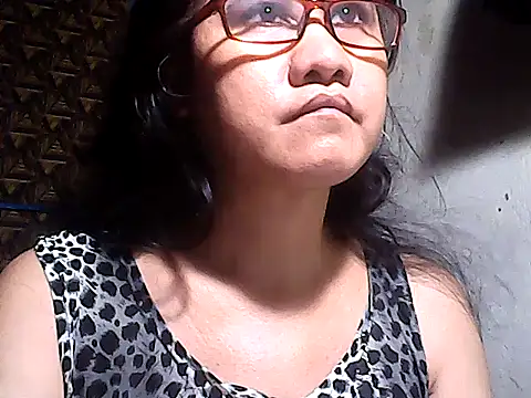 sweetsosie18 online show from June 7, 2026, 10:19 am