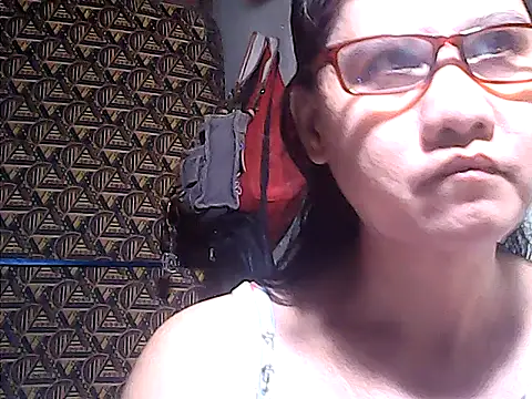 sweetsosie18 online show from June 8, 2026, 5:08 am