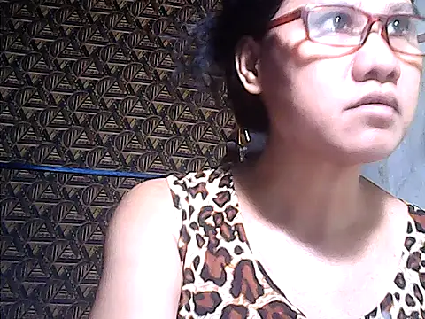 sweetsosie18 online show from June 11, 2026, 1:49 am