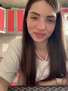 SeducingYoghourt online show from May 13, 2026, 11:40 am