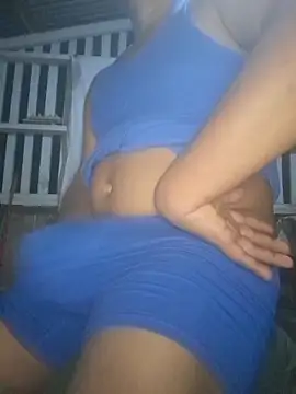 Efrain2090 online show from October 3, 2025, 7:16 am