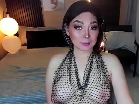 SquirtCumAlots online show from May 6, 2026, 4:52 am