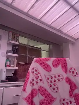 Snapshot of MadisonCambel chatting on October 9, 2025, 12:58 pm MadisonCambel online show from October 9, 2025, 12:58 pm