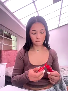 Snapshot of MadisonCambel chatting on November 4, 2025, 2:27 pm MadisonCambel online show from November 4, 2025, 2:27 pm