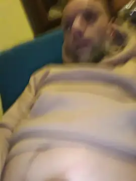 Ladyshaker82 online show from November 30, 2025, 6:06 am