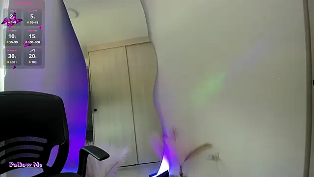 SussiVega online show from September 14, 2025, 5:23 pm