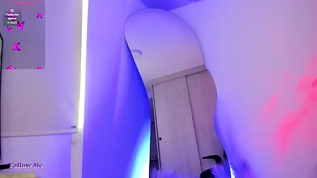 SussiVega online show from September 15, 2025, 9:15 pm