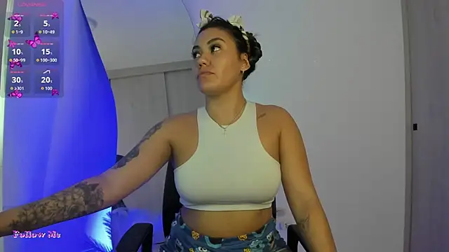 SussiVega online show from September 24, 2025, 9:51 pm