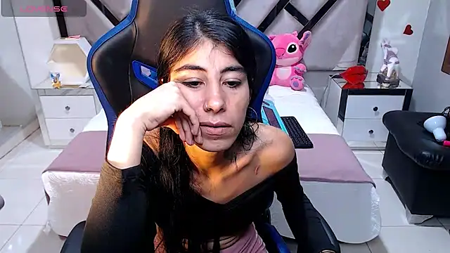 lady Ary xx online show from December 28, 2024, 9:30 pm