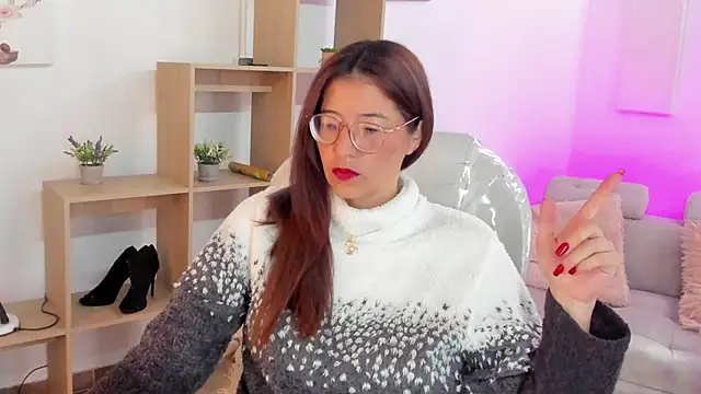 Snapshot of Antonnella_3 chatting on October 1, 2025, 12:33 pm Antonnella 3 online show from October 1, 2025, 12:33 pm