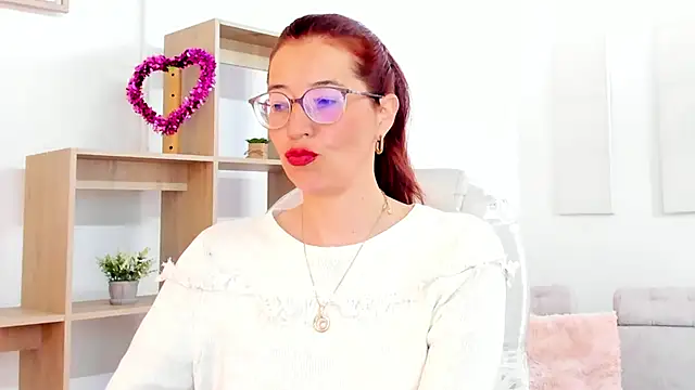 Snapshot of Antonnella_3 chatting on October 13, 2025, 12:49 pm Antonnella 3 online show from October 13, 2025, 12:49 pm