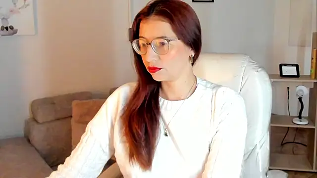 Snapshot of Antonnella_3 chatting on December 5, 2025, 12:14 pm Antonnella 3 online show from December 5, 2025, 12:14 pm