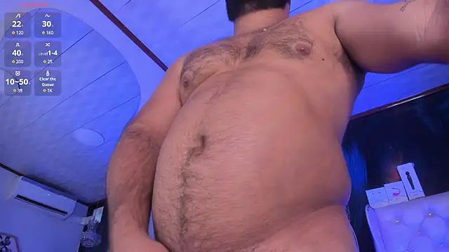 Snapshot of MichaelBear_ chatting on January 3, 2025, 3:33 pm MichaelBear online show from January 3, 2025, 3:33 pm