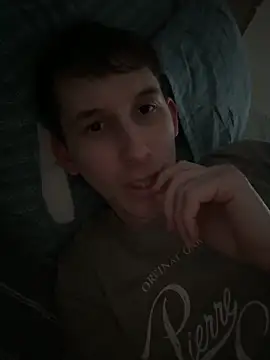 alex2p12 online show from June 15, 2026, 1:02 pm
