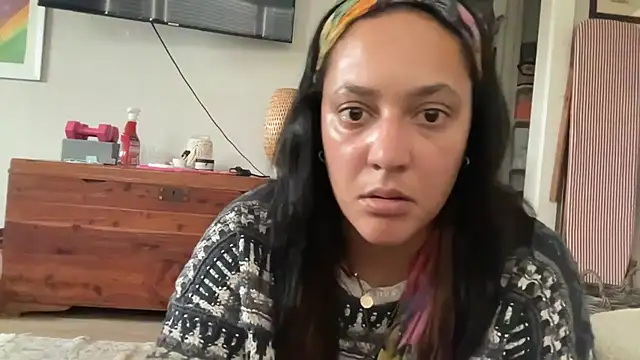 dreamyriri online show from February 11, 2026, 10:48 pm