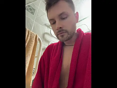 Snapshot of MartinBrandon chatting on May 13, 2026, 10:45 am MartinBrandon online show from May 13, 2026, 10:45 am