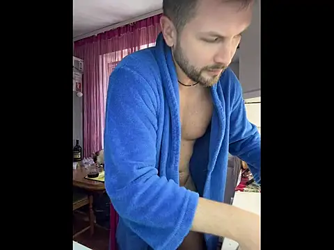 Snapshot of MartinBrandon chatting on June 2, 2026, 11:34 am MartinBrandon online show from June 2, 2026, 11:34 am