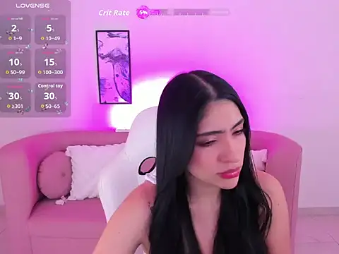 tatiana prada online show from October 8, 2025, 5:38 am