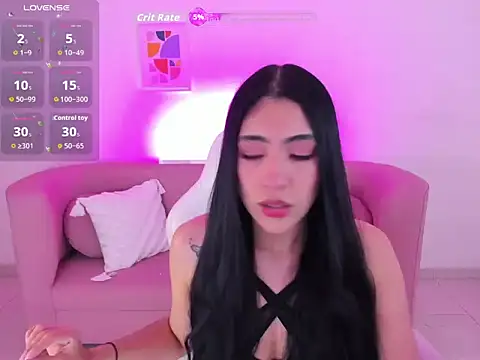 tatiana prada online show from October 22, 2025, 5:41 am